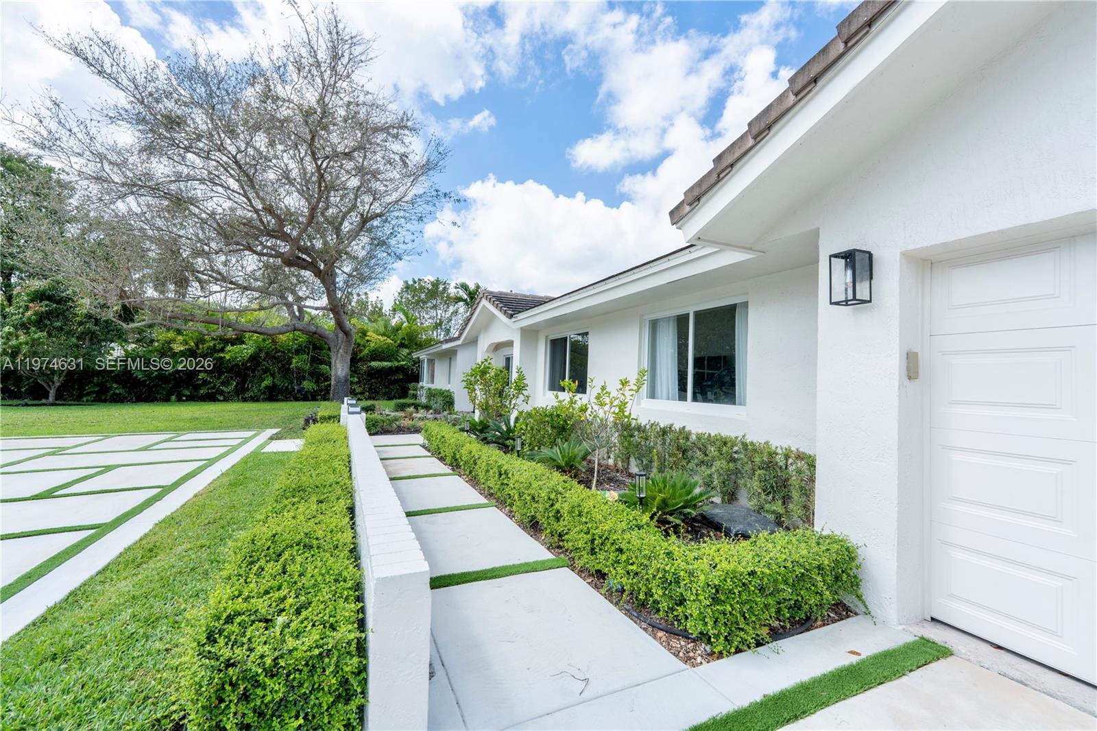 PINEWOOD ESTATES - Residential