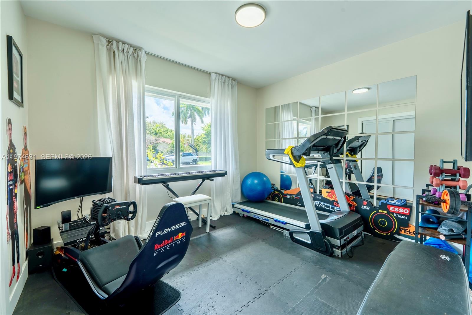 PINEWOOD ESTATES - Residential