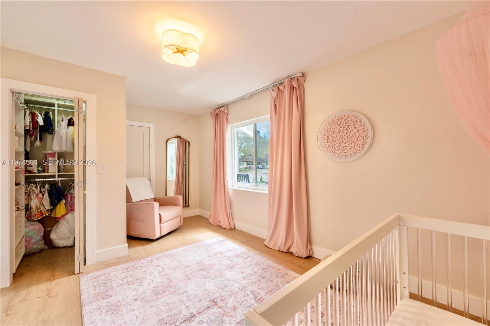 PINEWOOD ESTATES - Residential