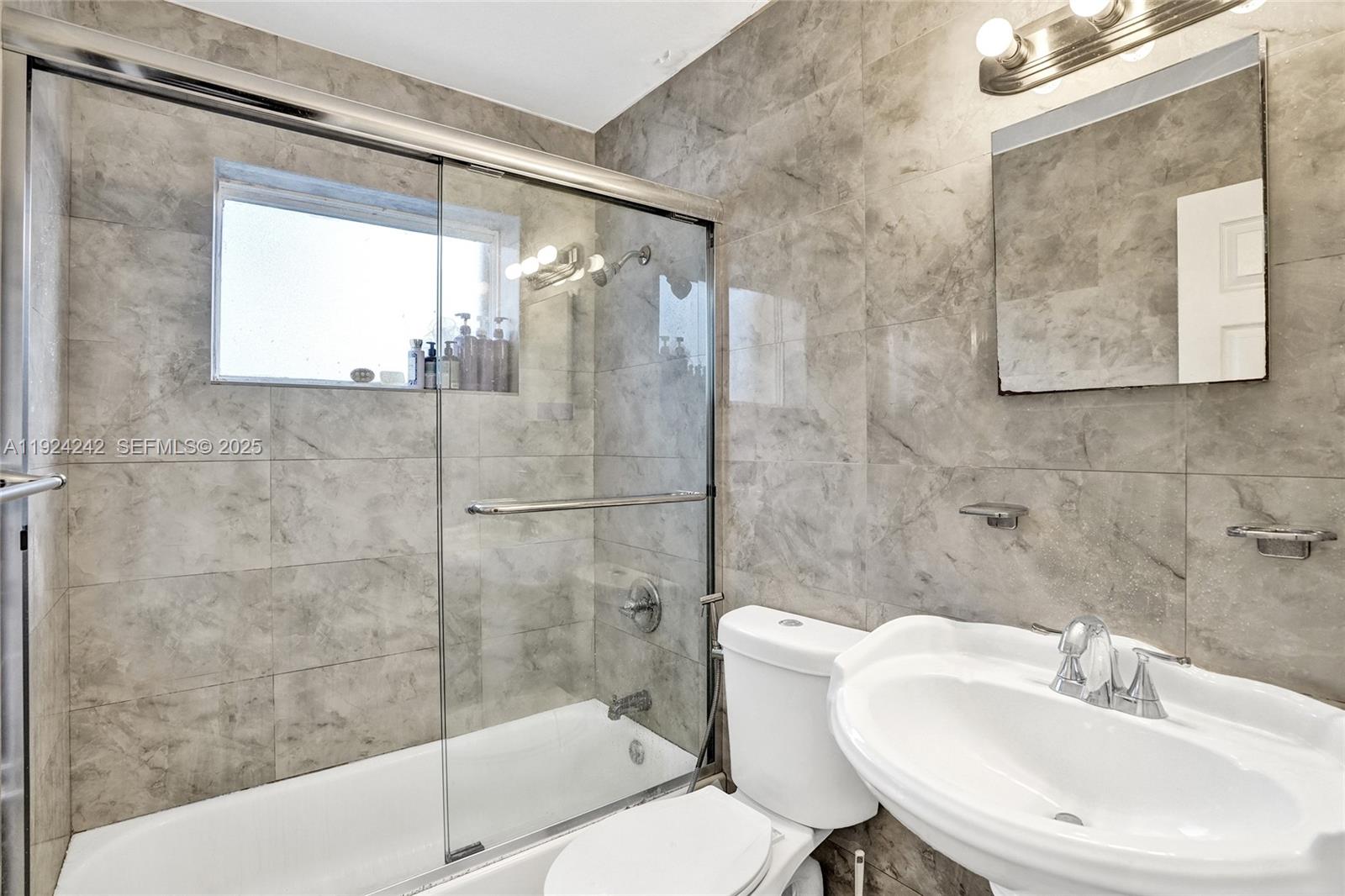 LINWOOD GARDENS NO 2 - Residential