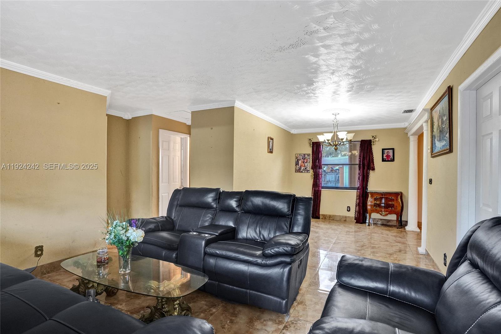 LINWOOD GARDENS NO 2 - Residential