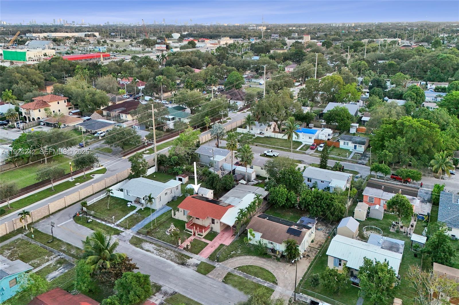 LINWOOD GARDENS NO 2 - Residential