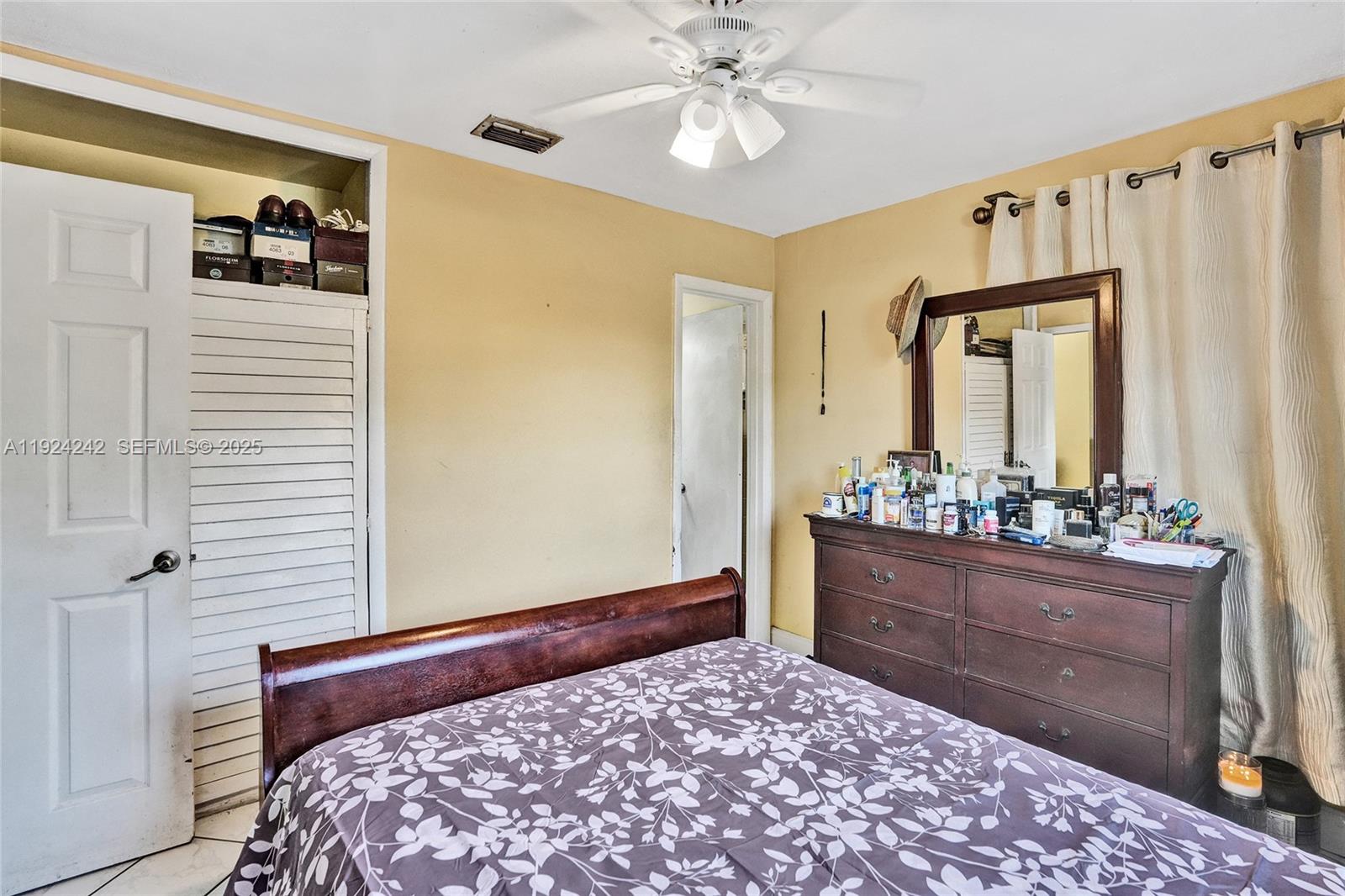 LINWOOD GARDENS NO 2 - Residential