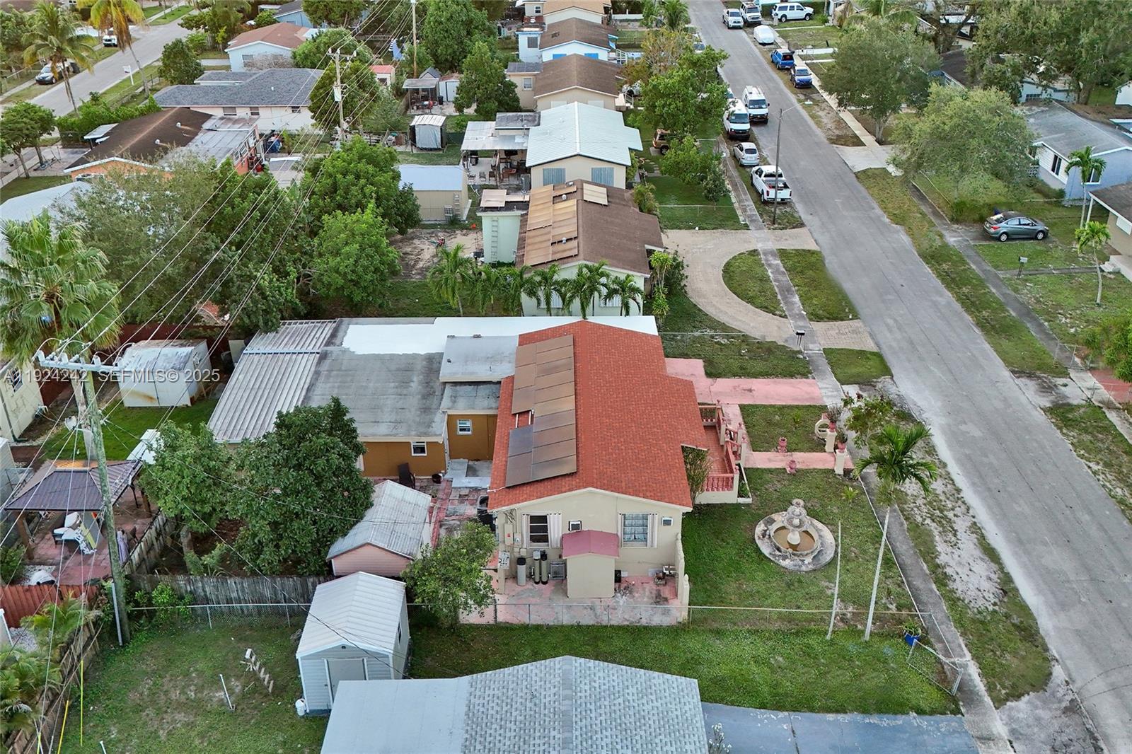 LINWOOD GARDENS NO 2 - Residential