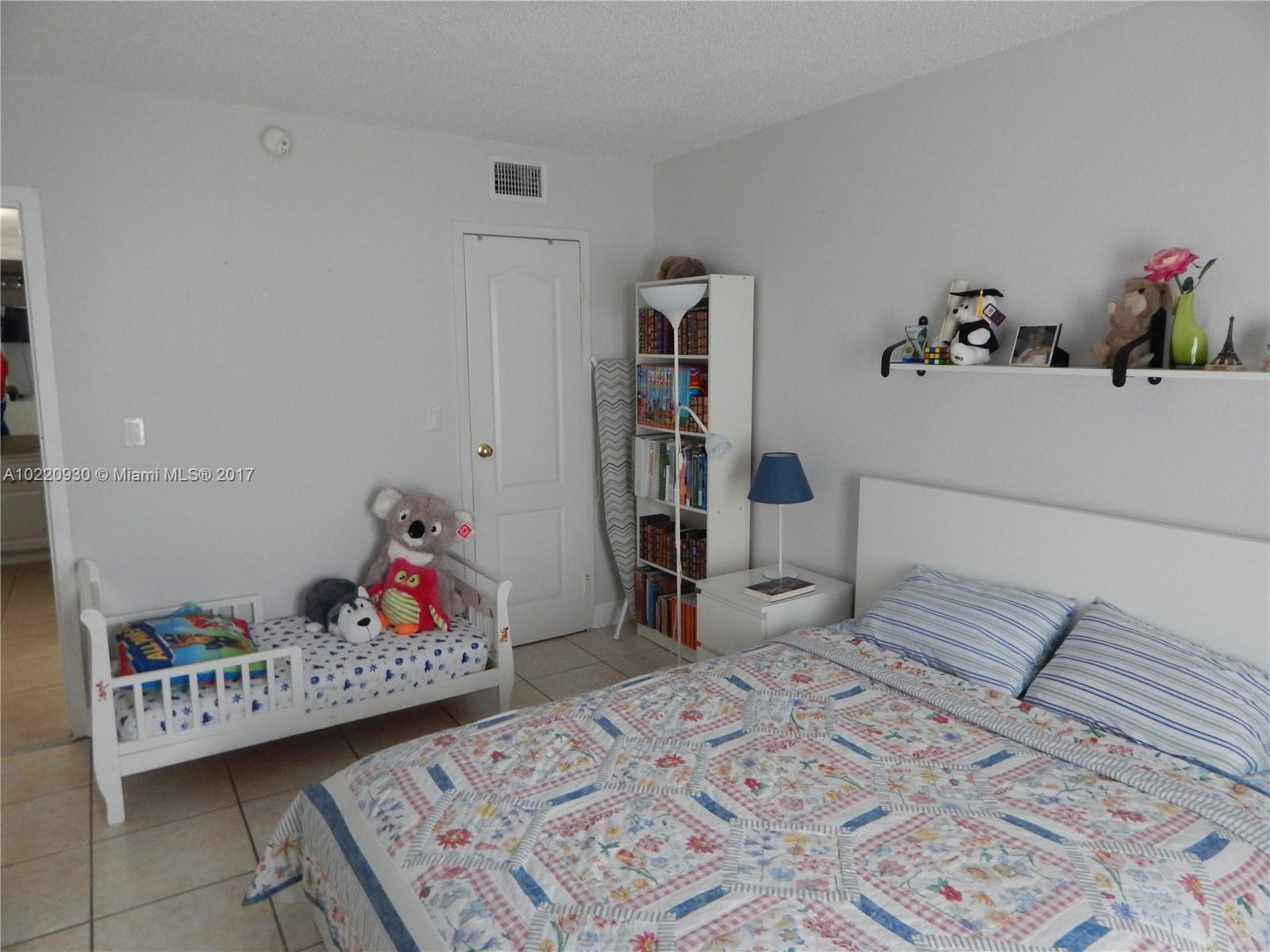 DORAL GARDENS II CONDO - Residential Lease