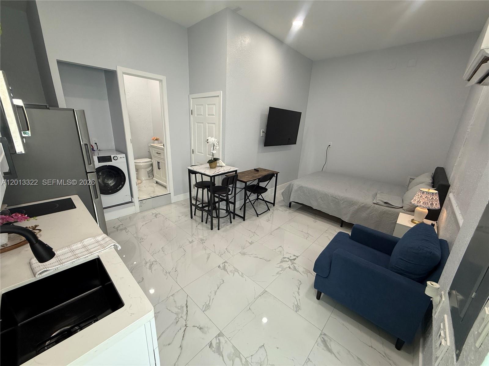 SOUTHERN COVE - Residential Lease
