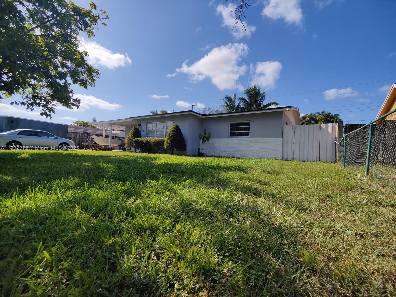 Property for Sale at 5331 Sw 57th Ct, Davie, Broward County, Florida - Bedrooms: 4 
Bathrooms: 2  - $565,000