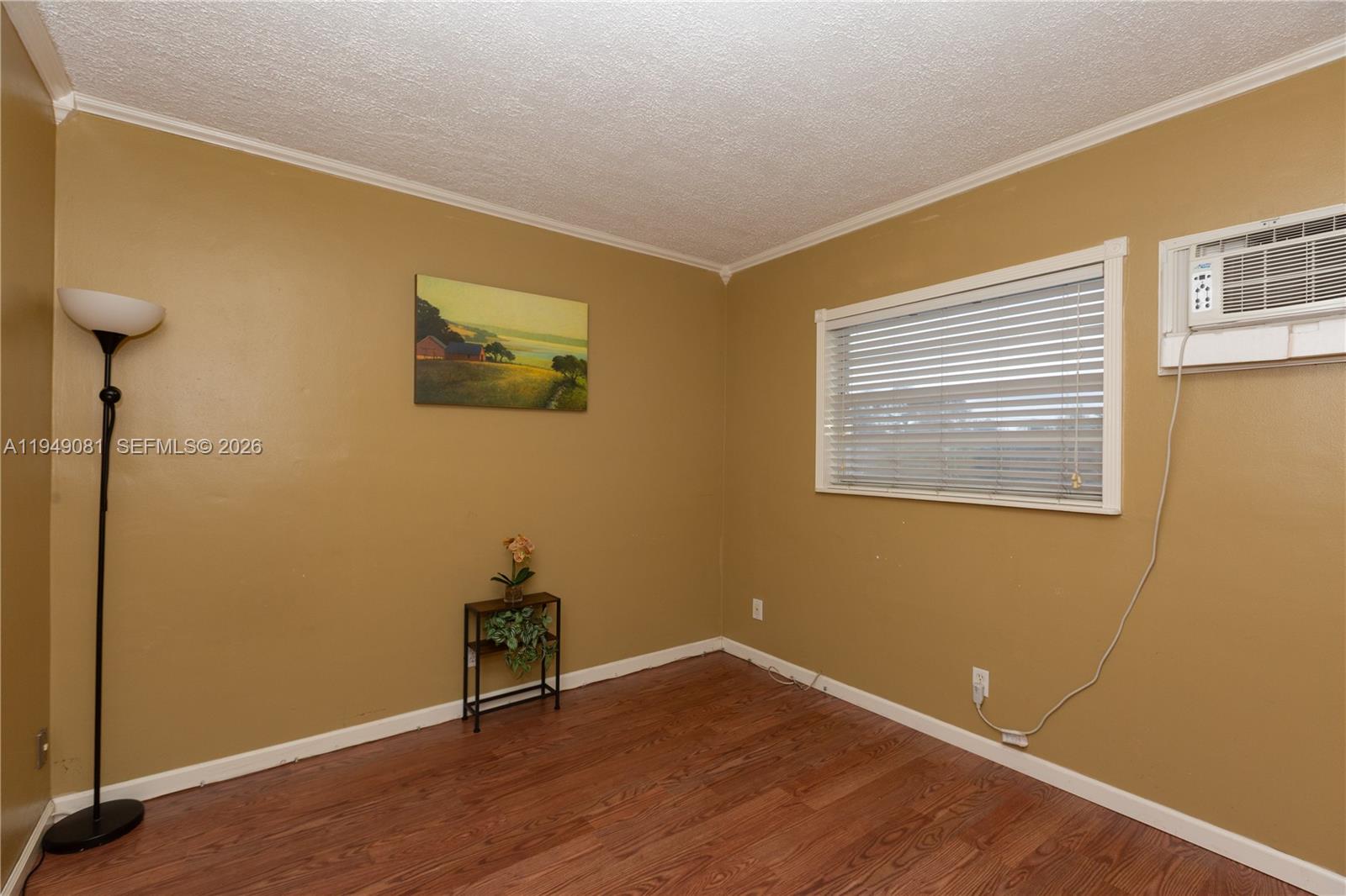 PEMBROKE HOUSE CONDO - Residential