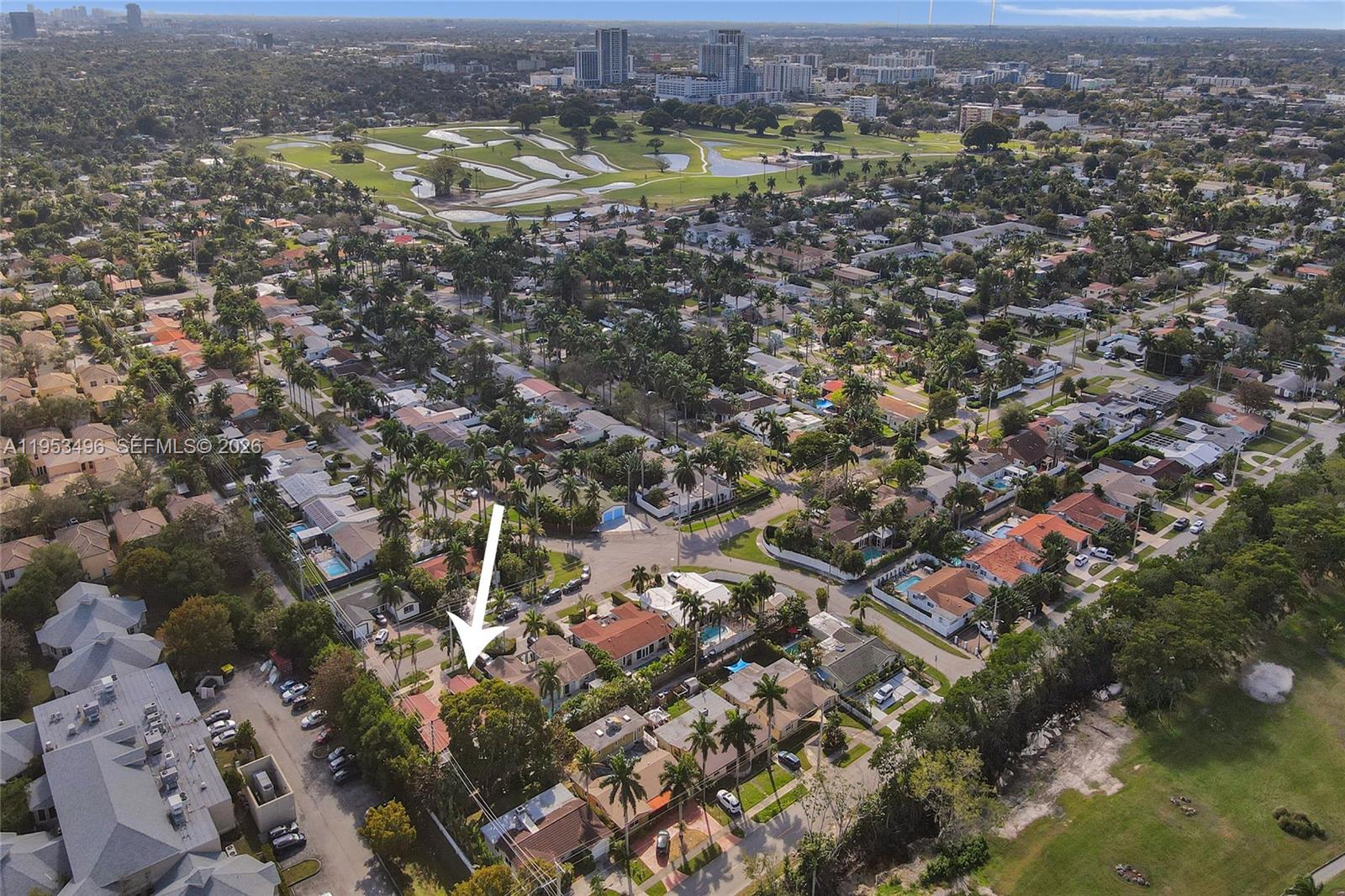 COUNTRY CLUB HOMES - Residential