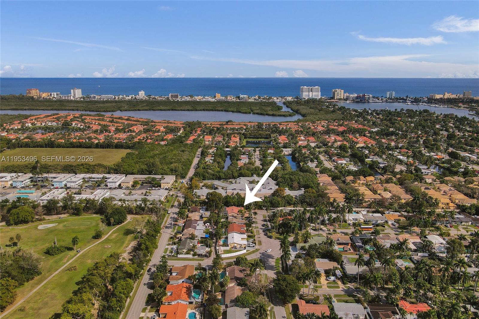 COUNTRY CLUB HOMES - Residential