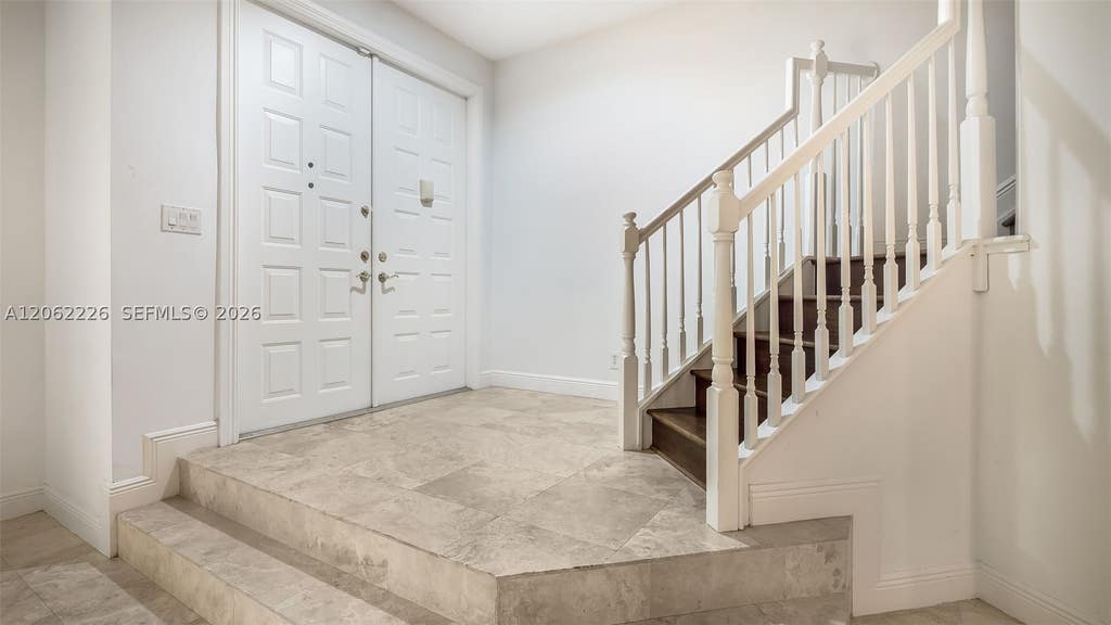 Photo of 425 NE 69th Cir, Boca Raton, FL 33487 (MLS # A12062226)