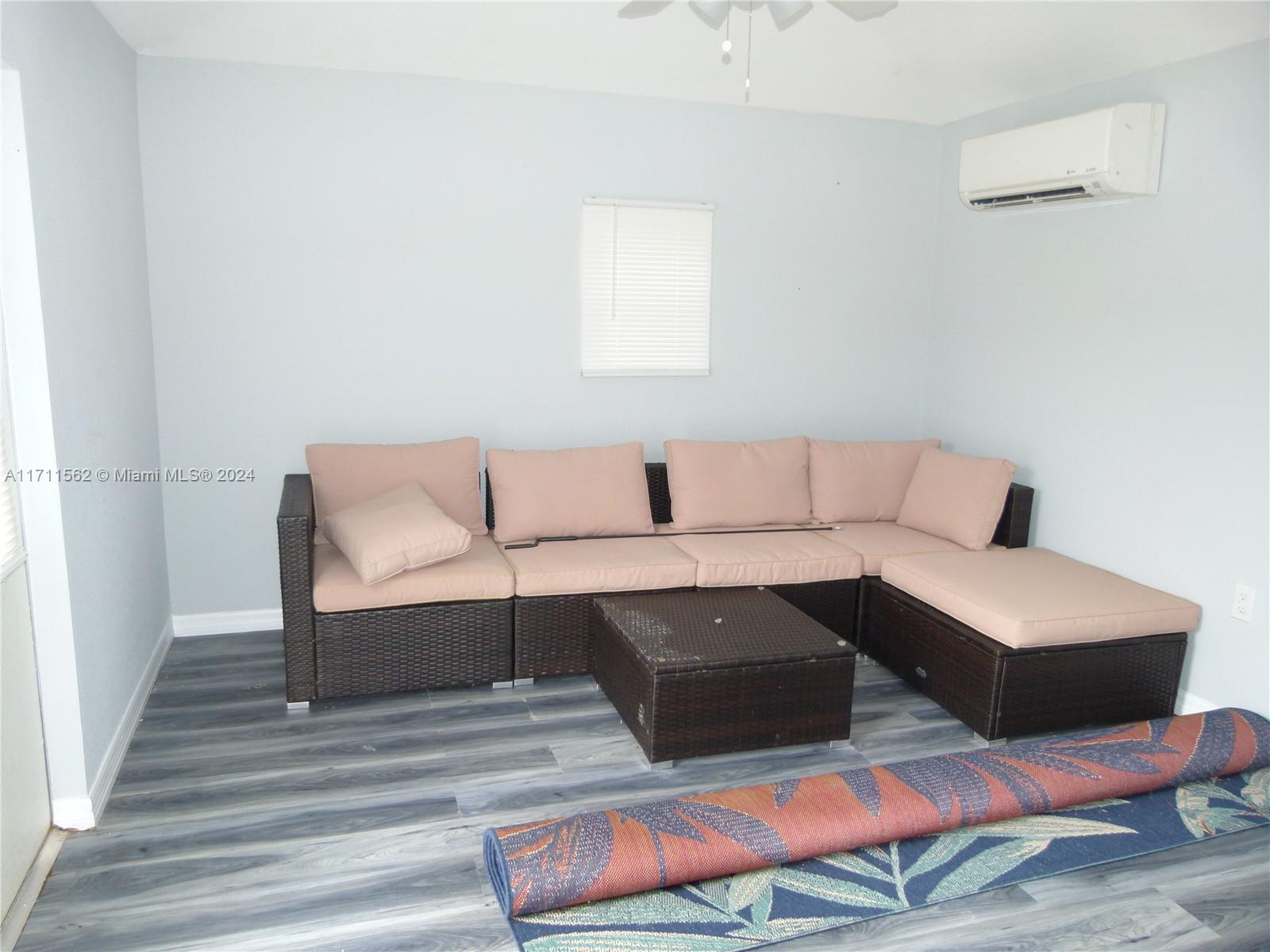 Silver Palms RV Resort - Land