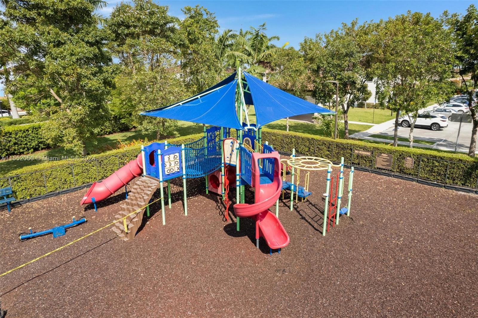 COCO PALM ESTATES - Residential