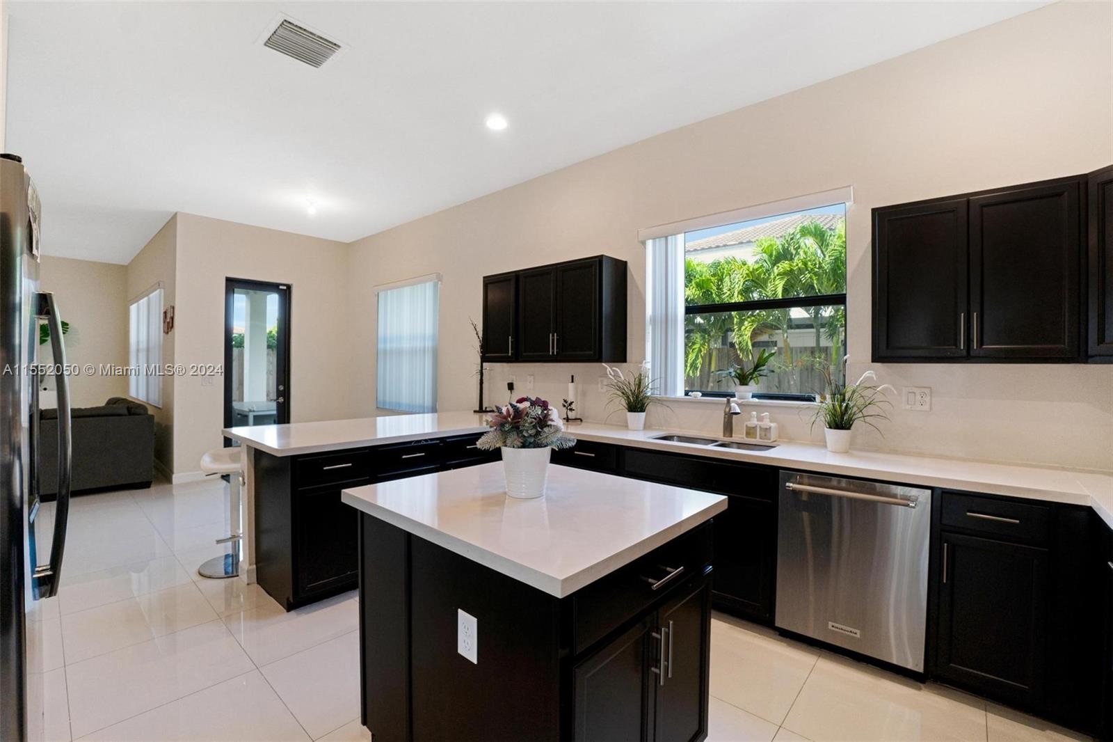 COCO PALM ESTATES - Residential