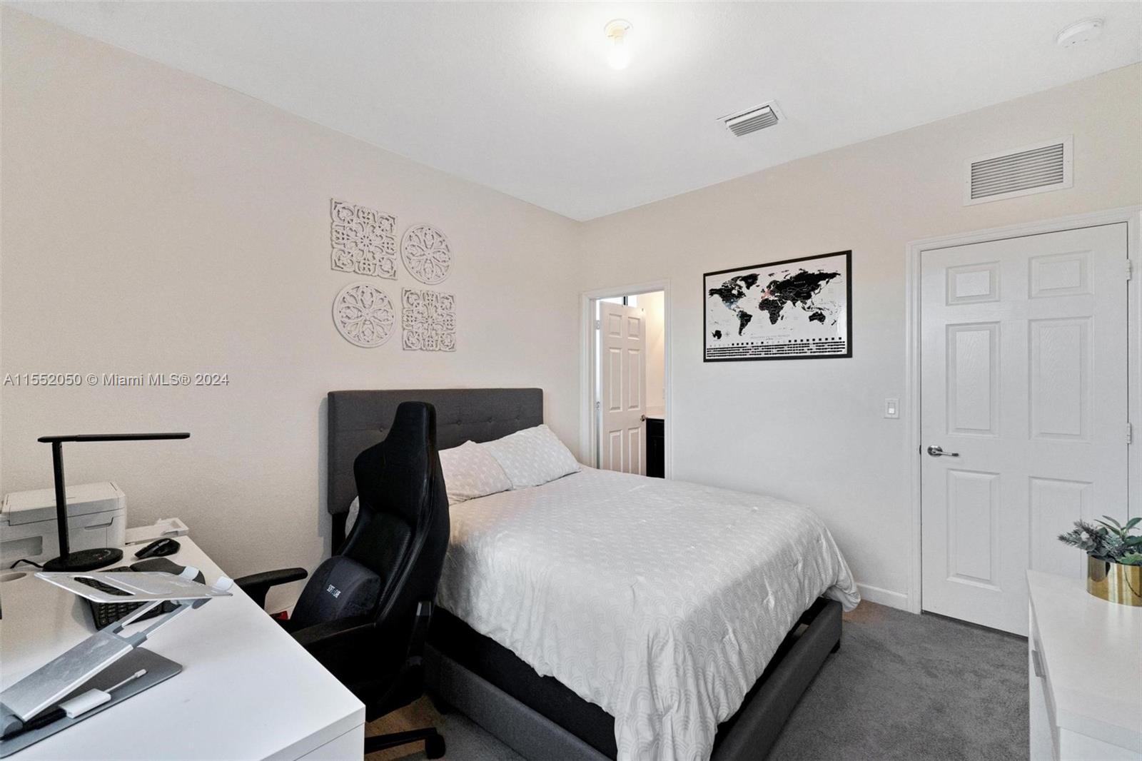 COCO PALM ESTATES - Residential