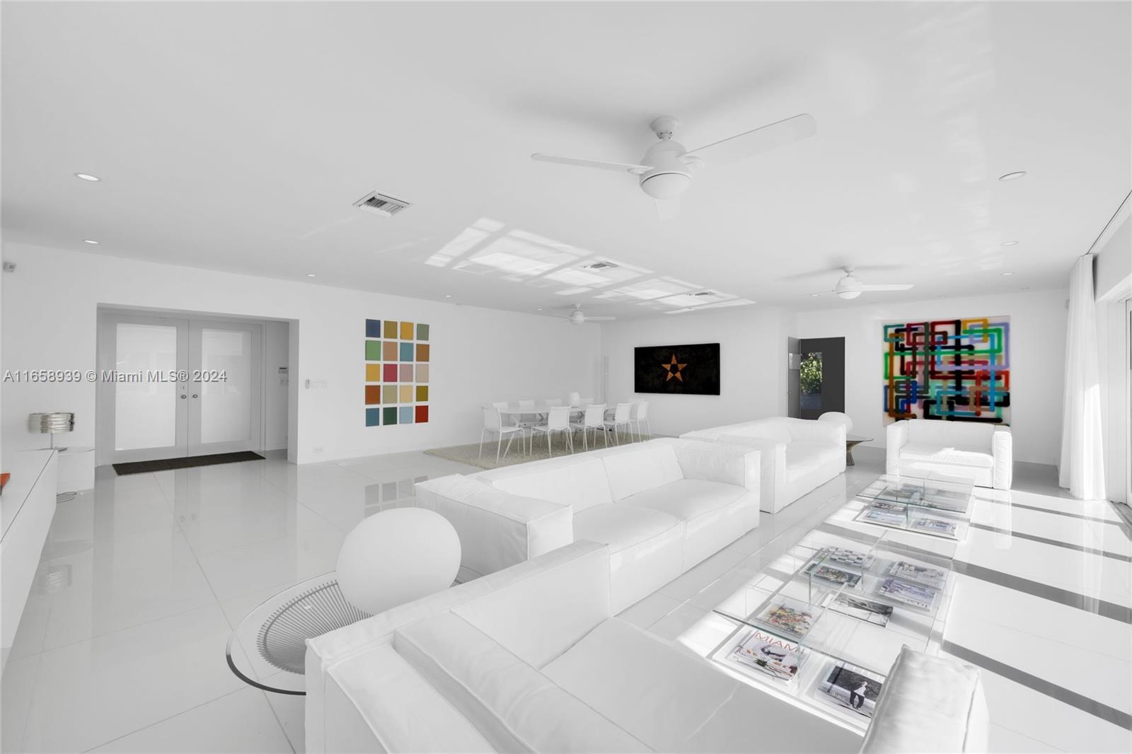 CORAL GABLES RIVIERA SEC - Residential