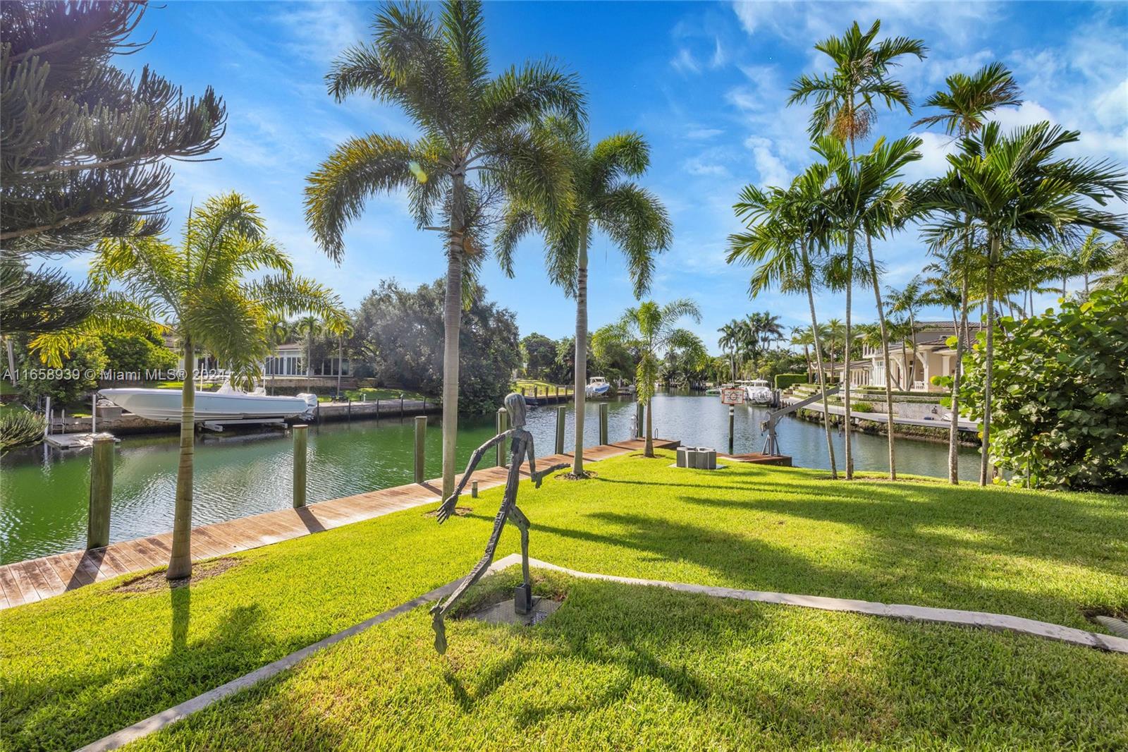 CORAL GABLES RIVIERA SEC - Residential