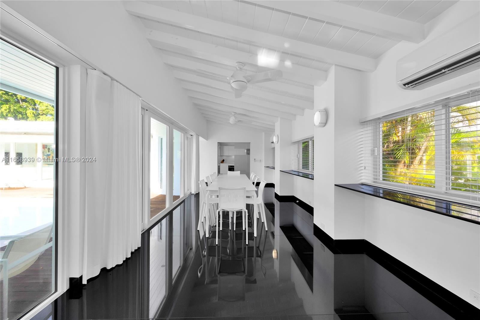 CORAL GABLES RIVIERA SEC - Residential