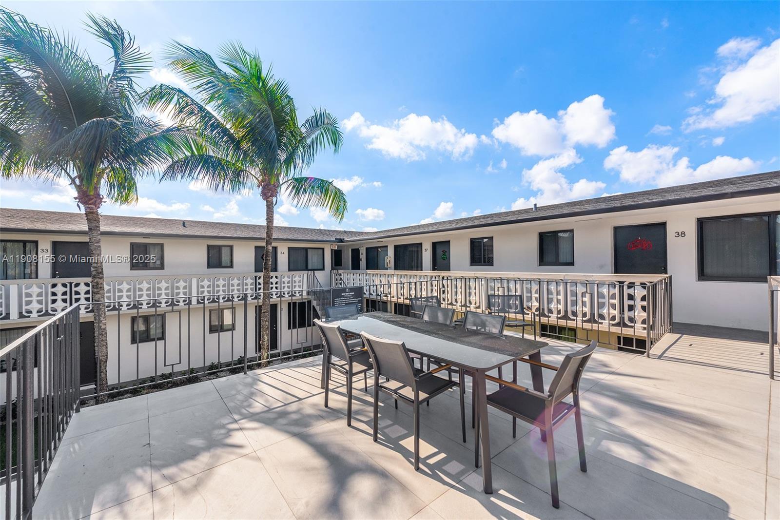 FLA FRUIT LAND CO SUB - Residential Lease