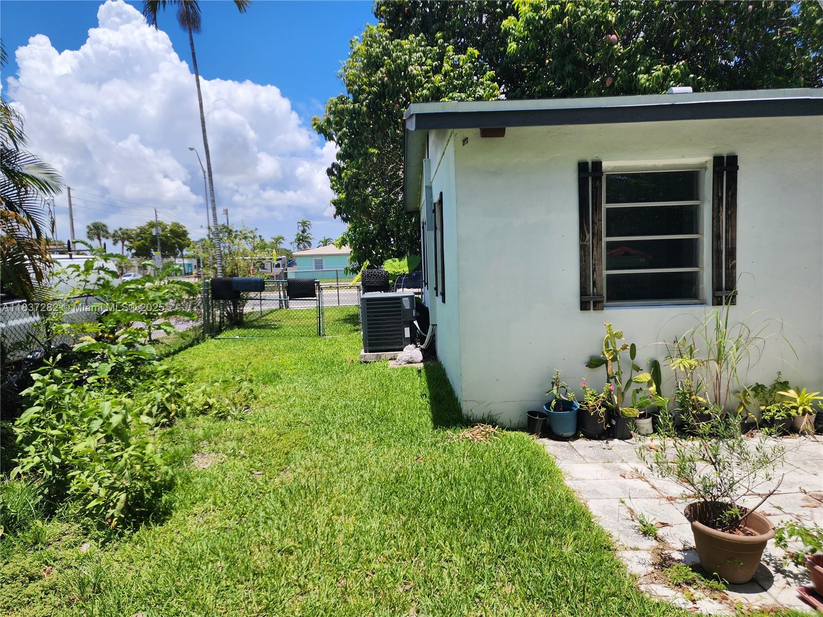 LINDEN GARDENS - Residential