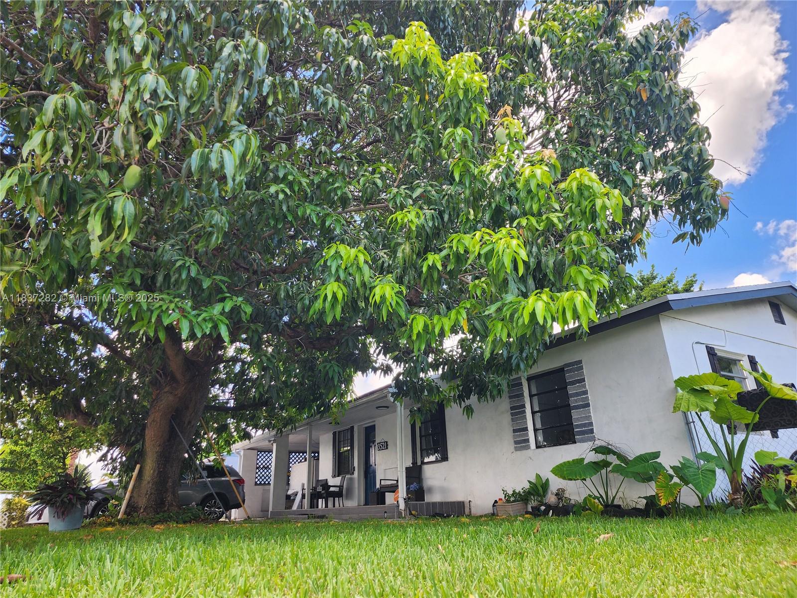 LINDEN GARDENS - Residential