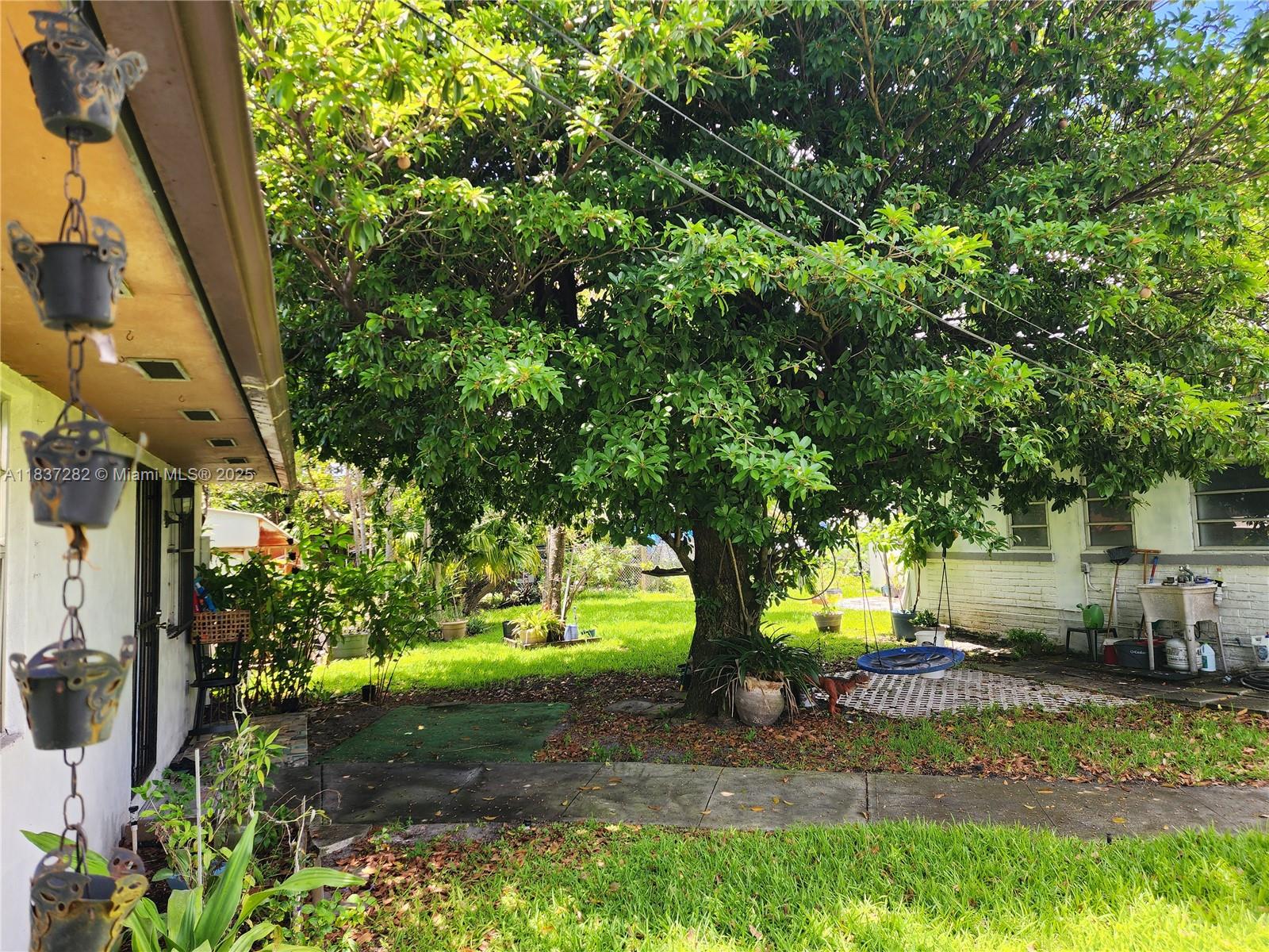 LINDEN GARDENS - Residential