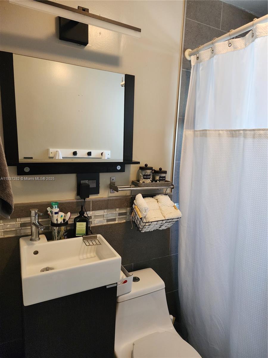 LINDEN GARDENS - Residential