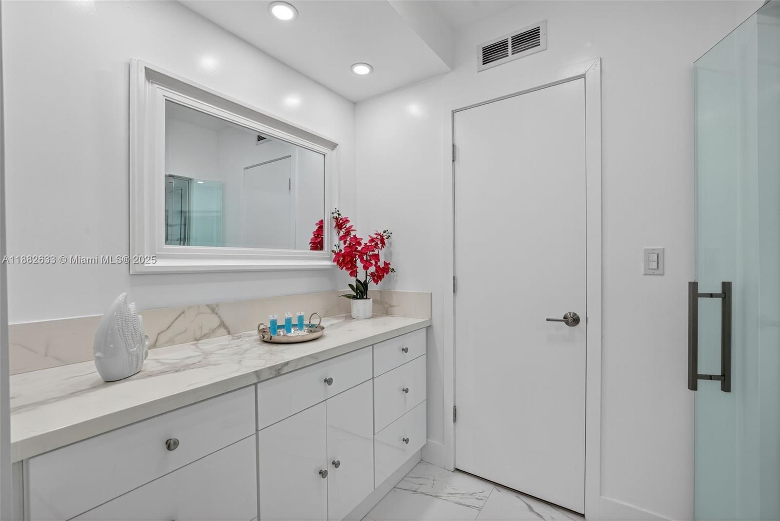 SEA AIR TOWERS CONDO - Residential