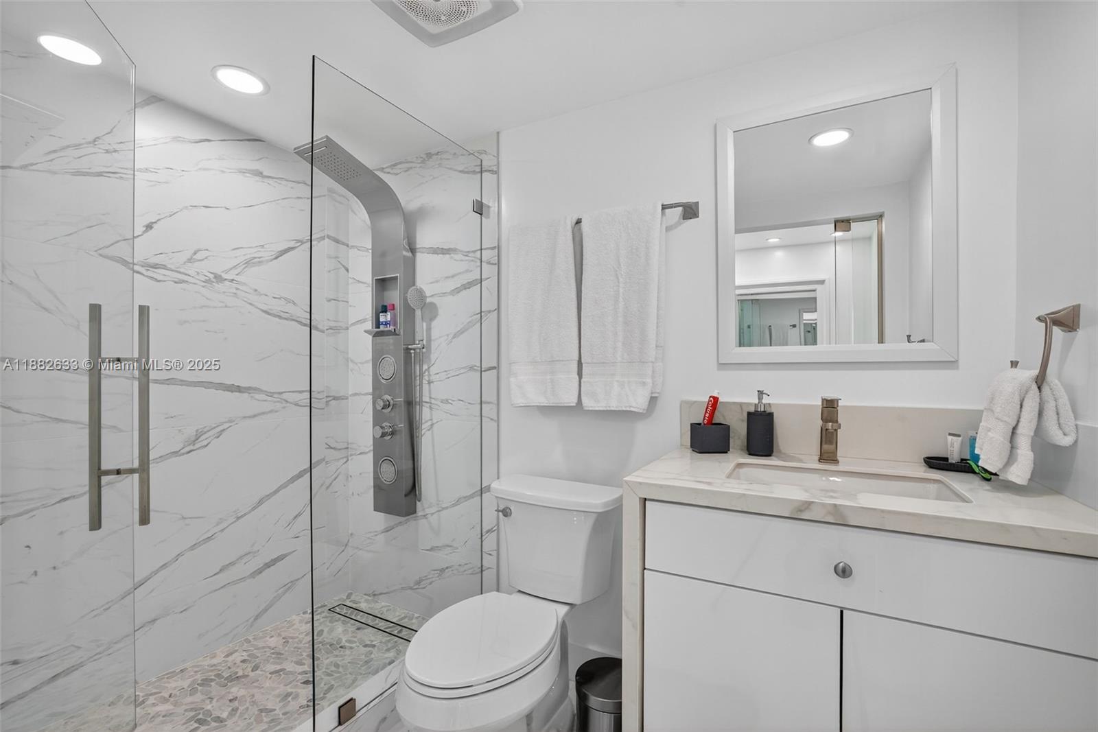 SEA AIR TOWERS CONDO - Residential