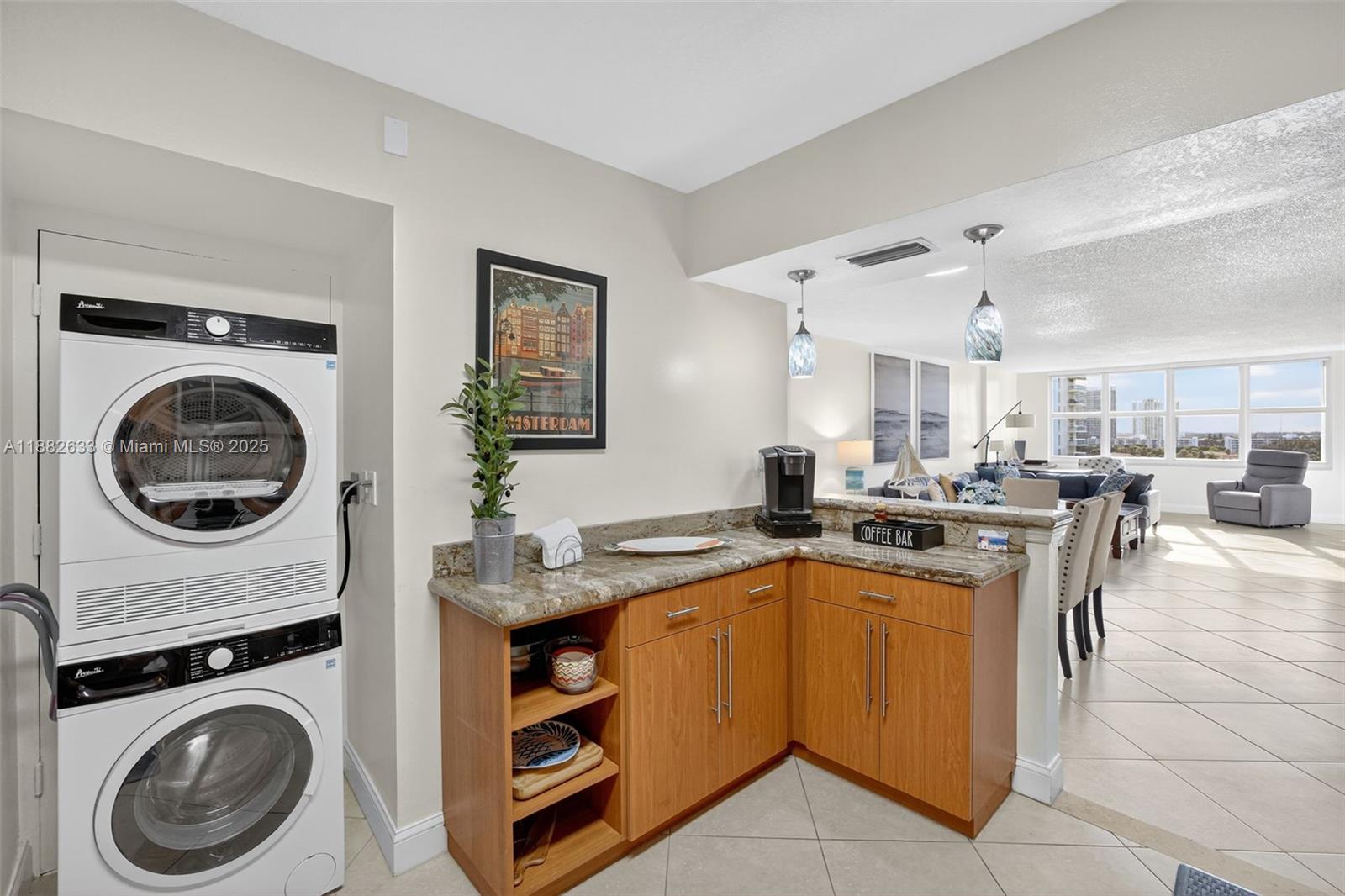 3725 S Ocean Dr 1127
