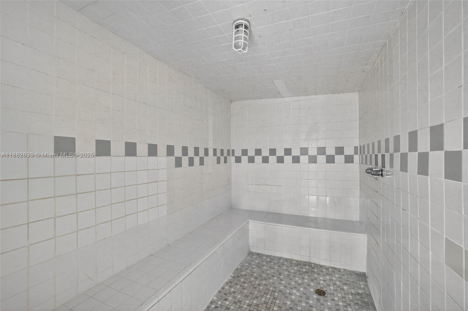 SEA AIR TOWERS CONDO - Residential