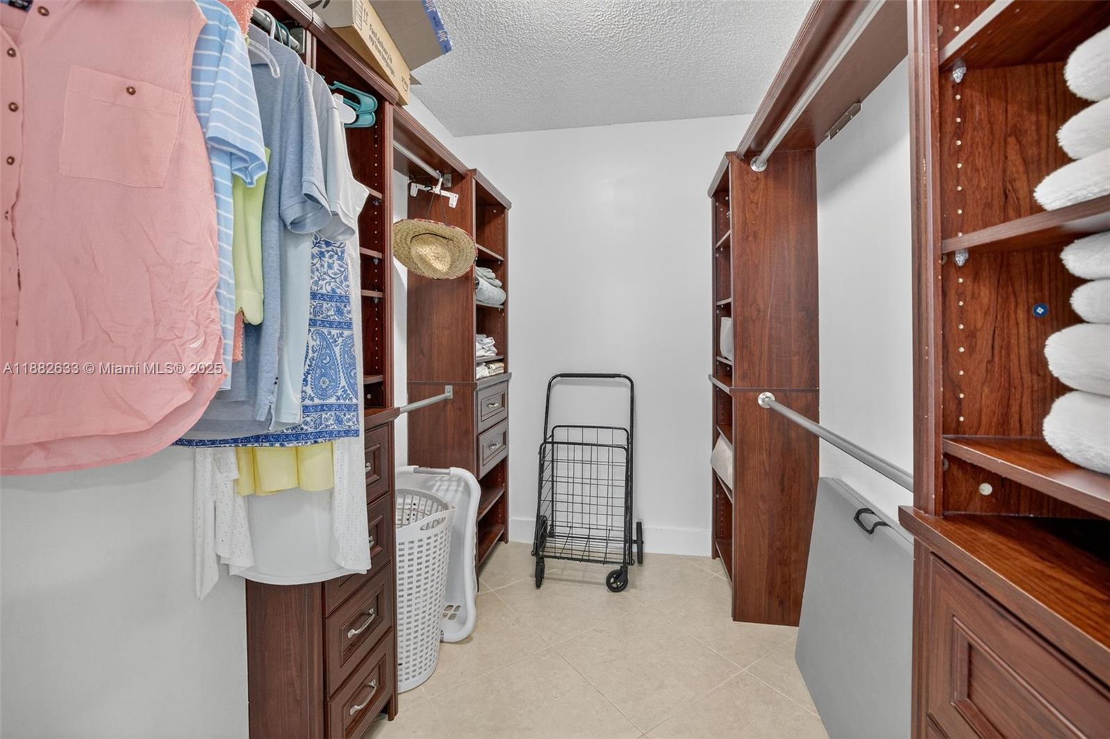 SEA AIR TOWERS CONDO - Residential