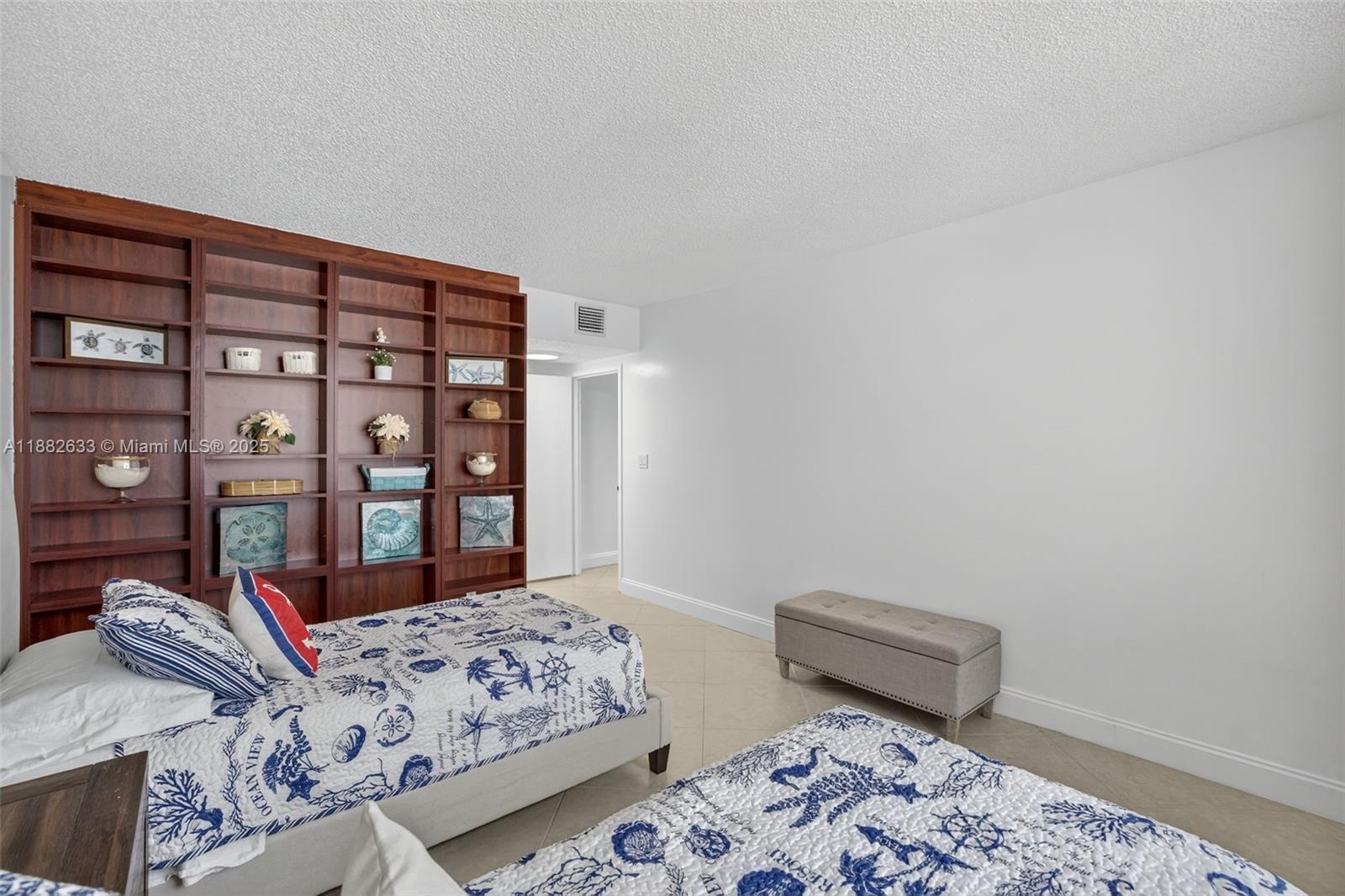 SEA AIR TOWERS CONDO - Residential