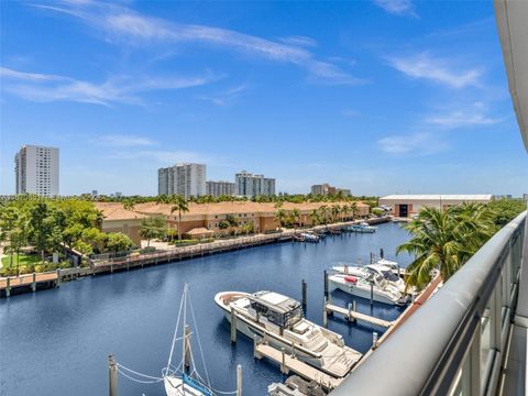 2950 NE 188th St 312 Aventura FL 33180