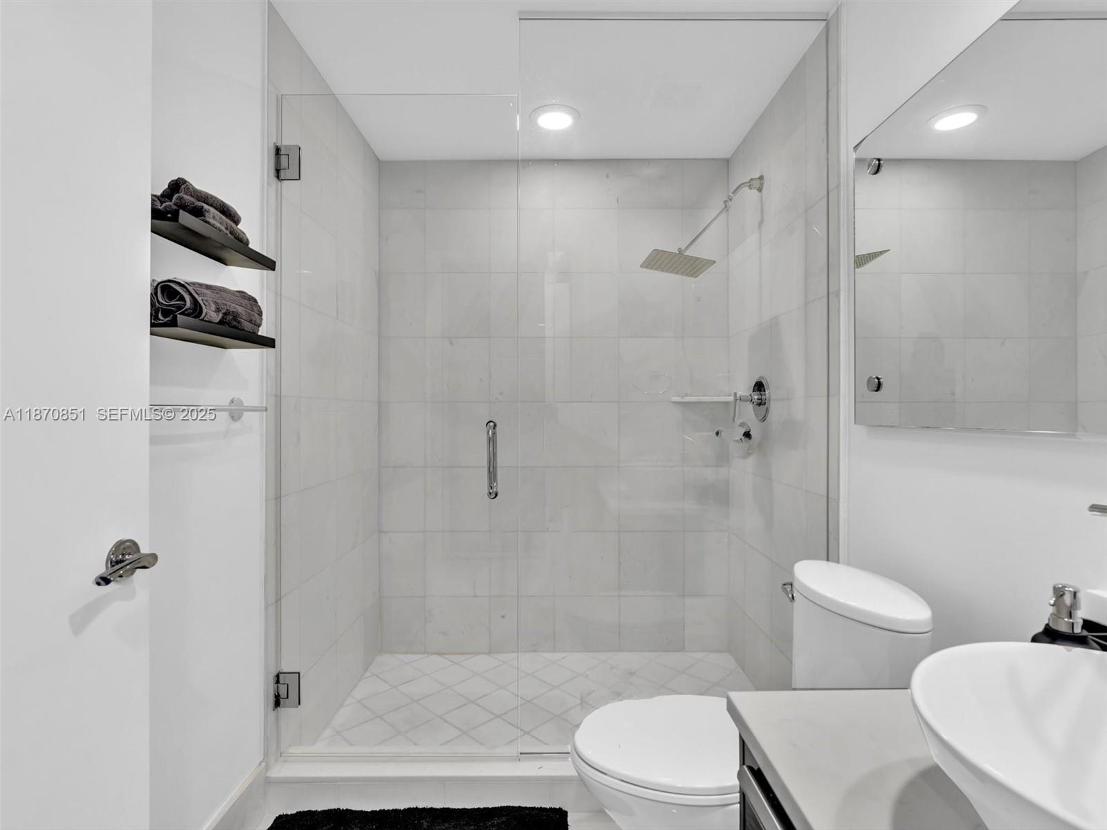 ARTECH RESIDENCES AT AVEN - Residential