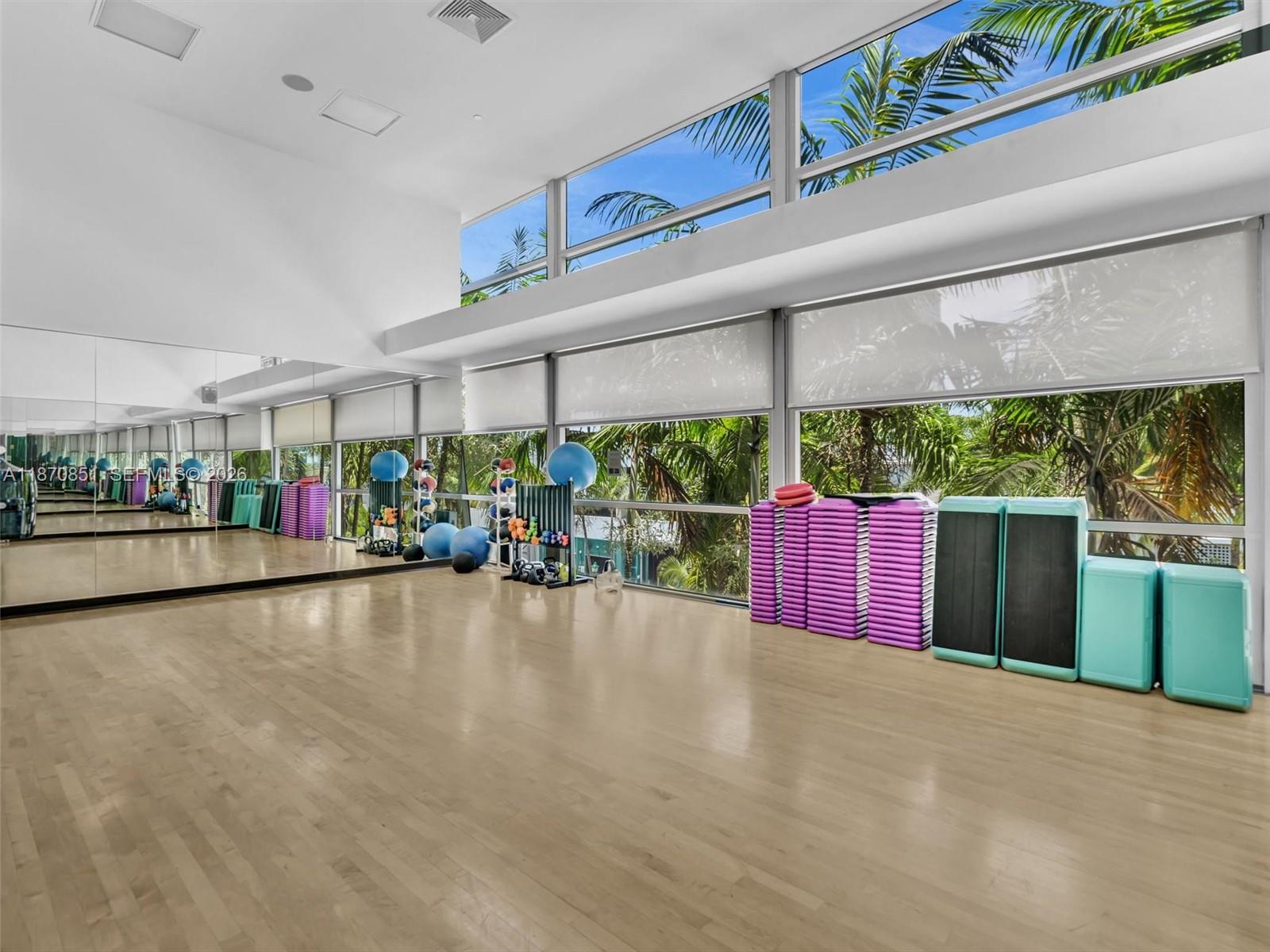 ARTECH RESIDENCES AT AVEN - Residential