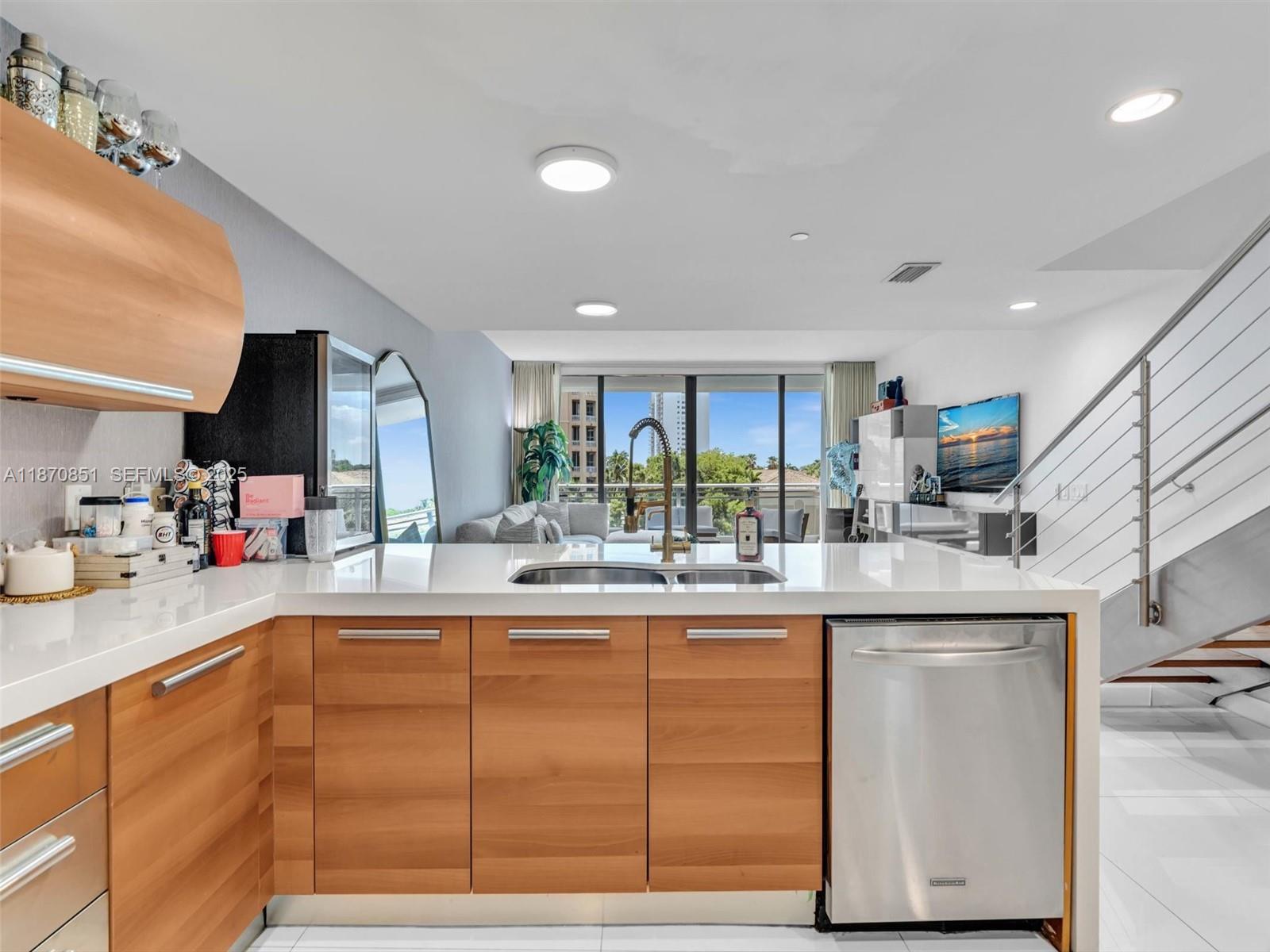 ARTECH RESIDENCES AT AVEN - Residential