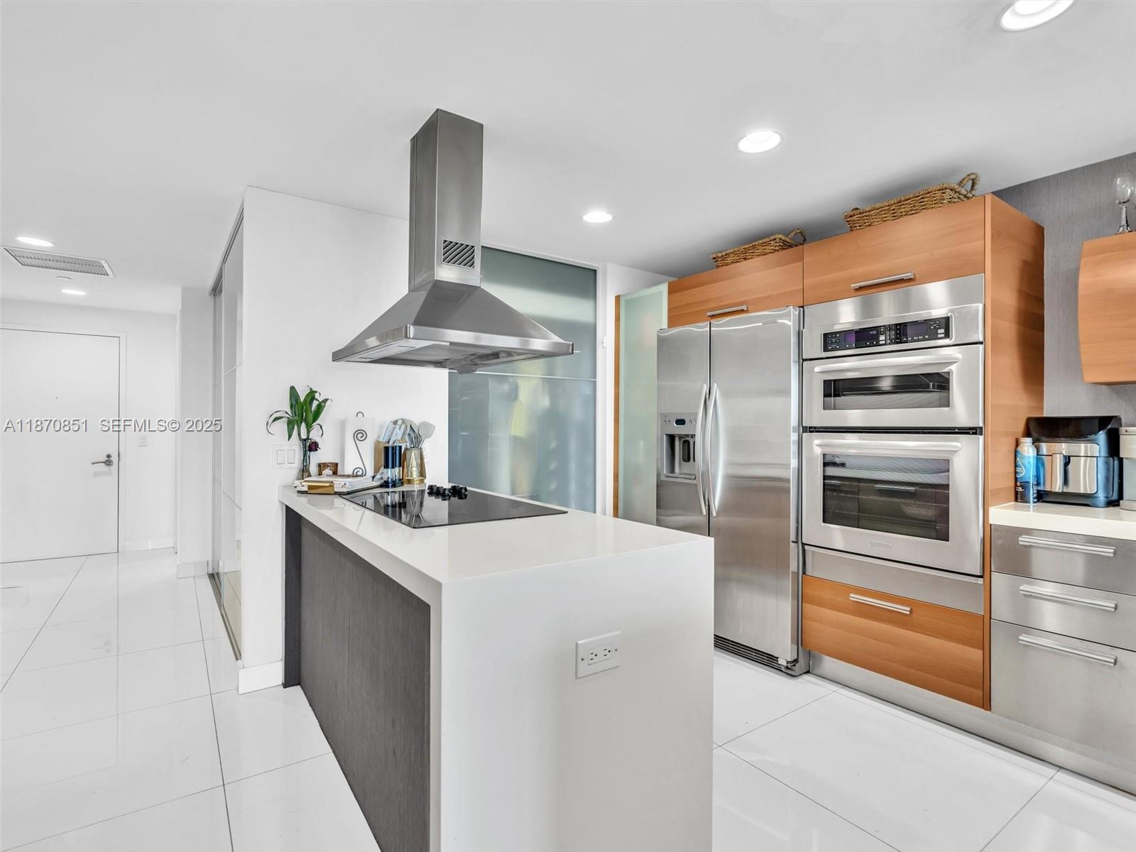 ARTECH RESIDENCES AT AVEN - Residential