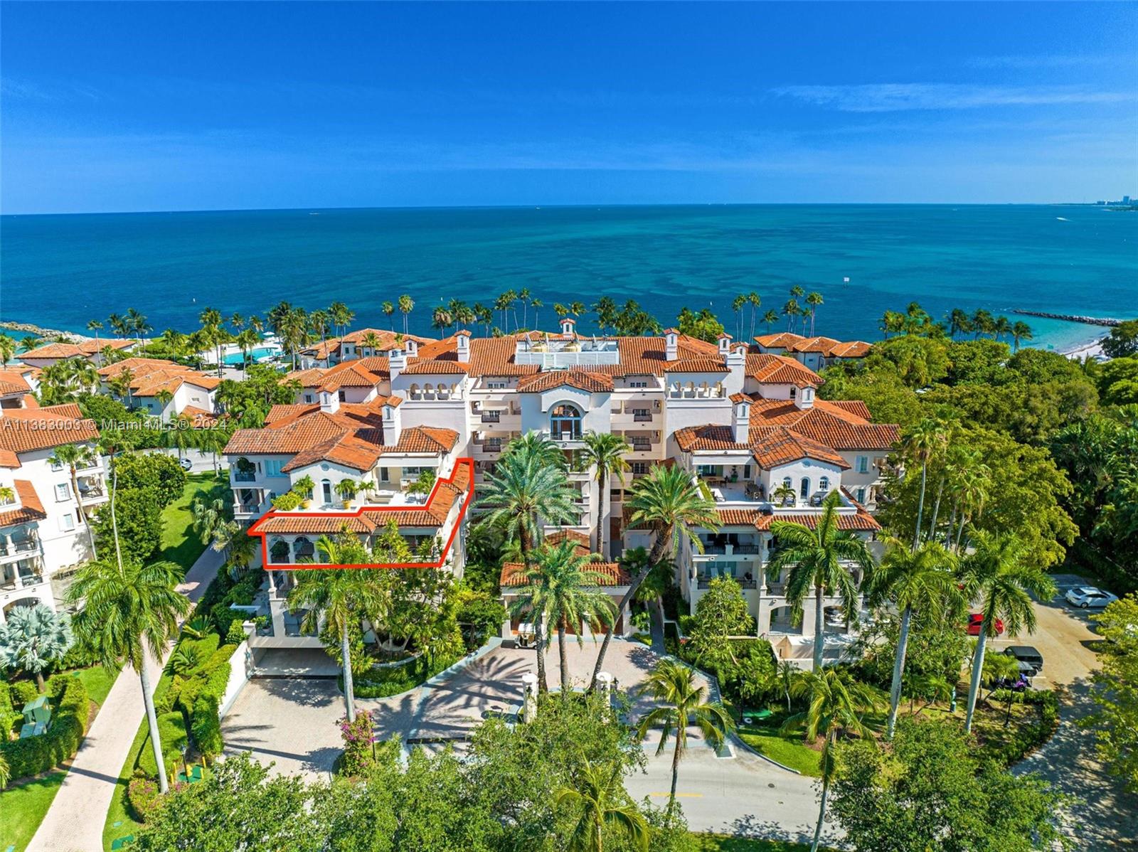 SEASIDE CONDO - Residential