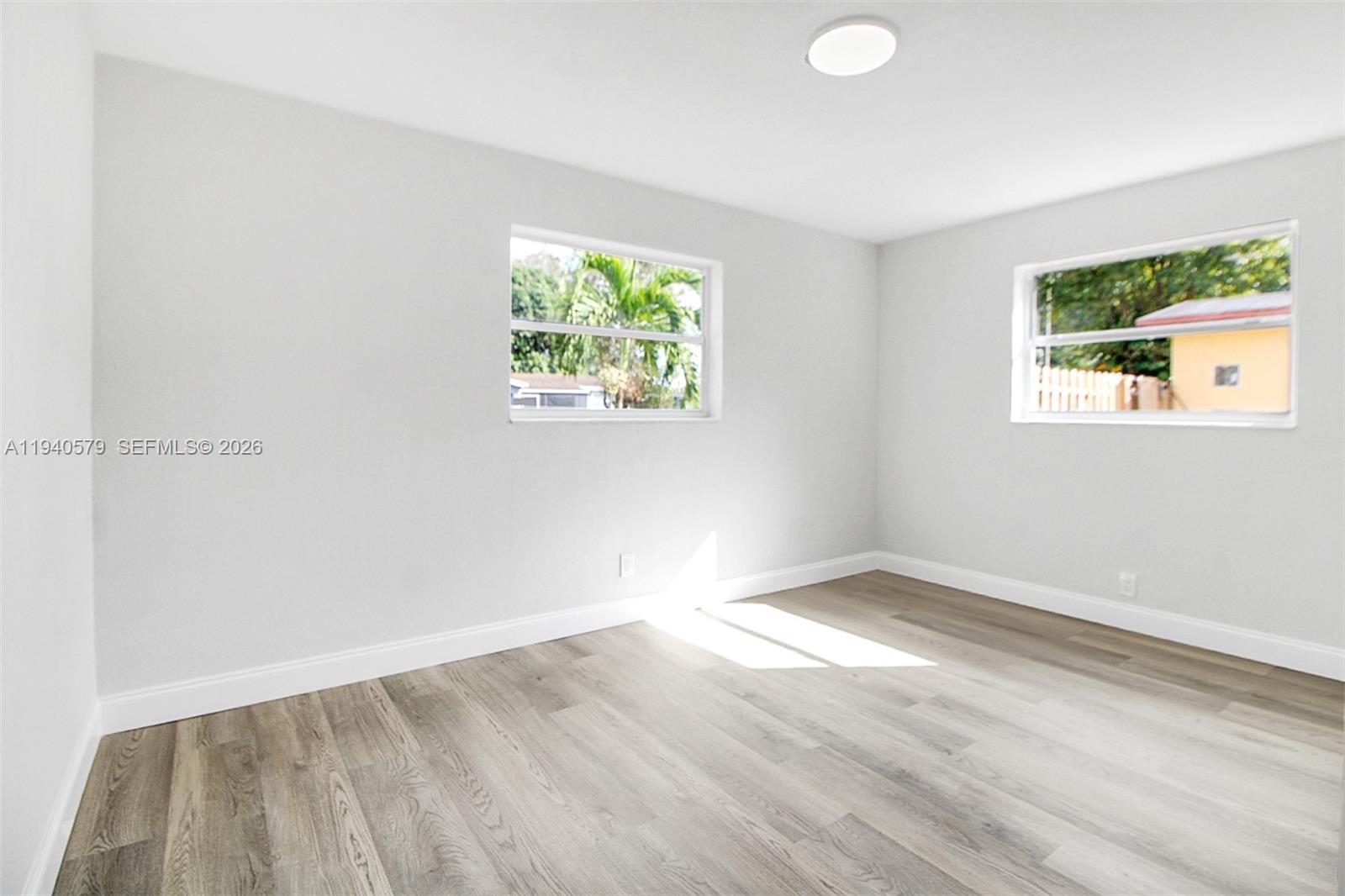 PLAZA ESTATES 2ND SEC - Residential