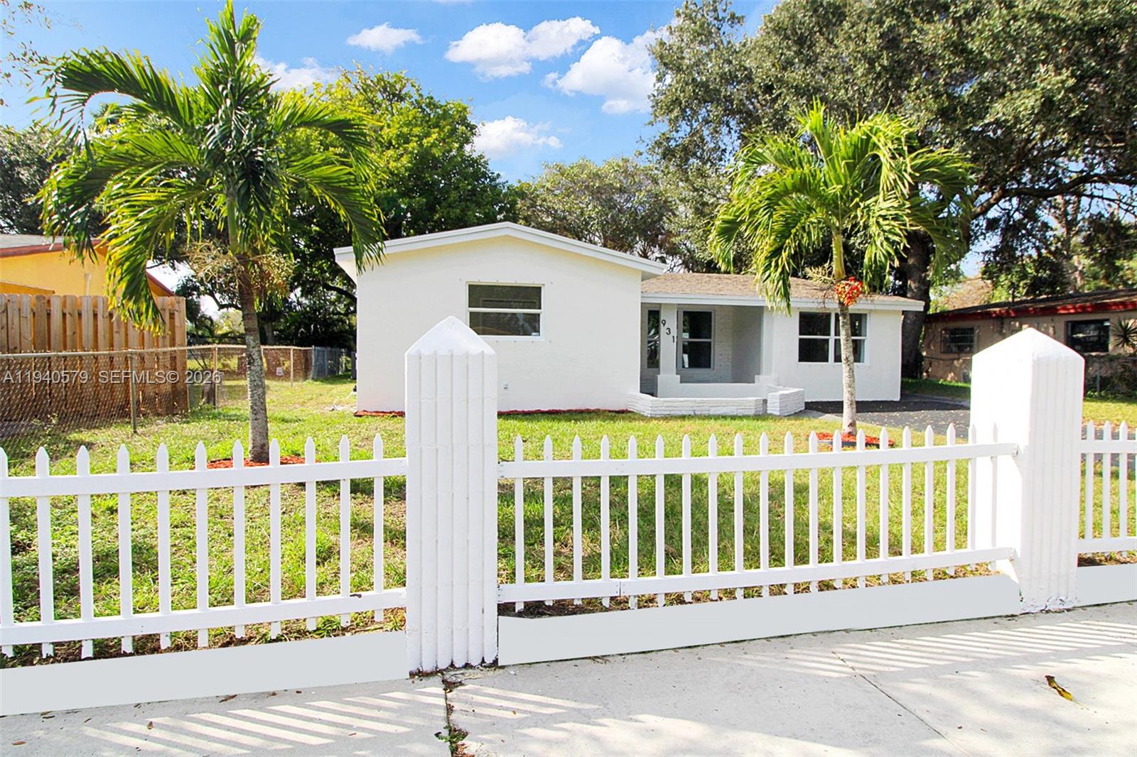 PLAZA ESTATES 2ND SEC - Residential