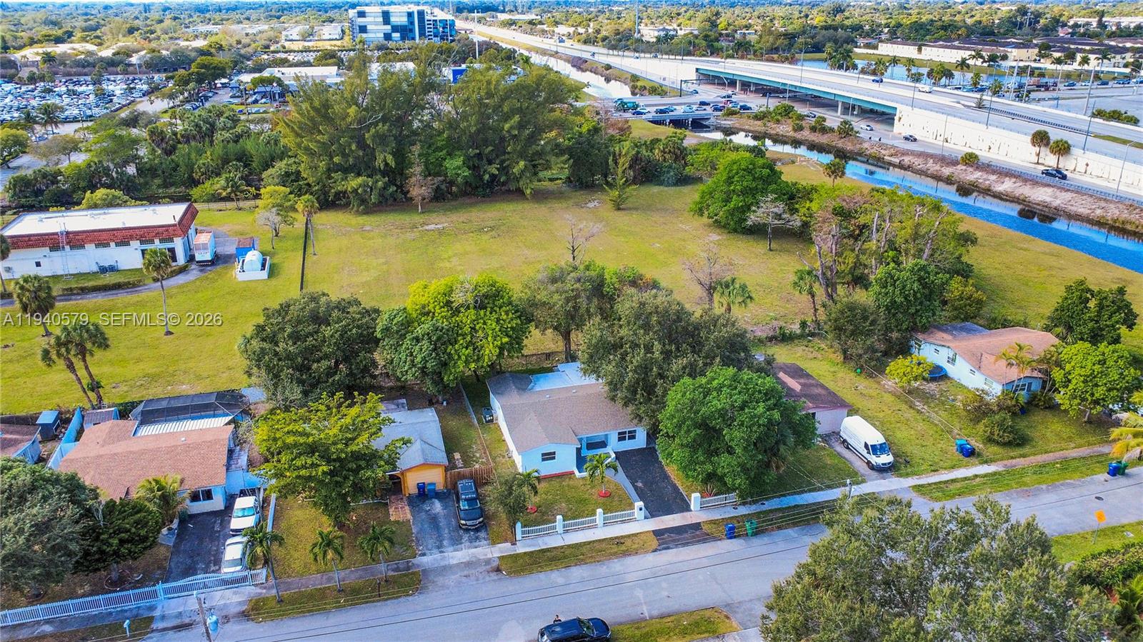 PLAZA ESTATES 2ND SEC - Residential