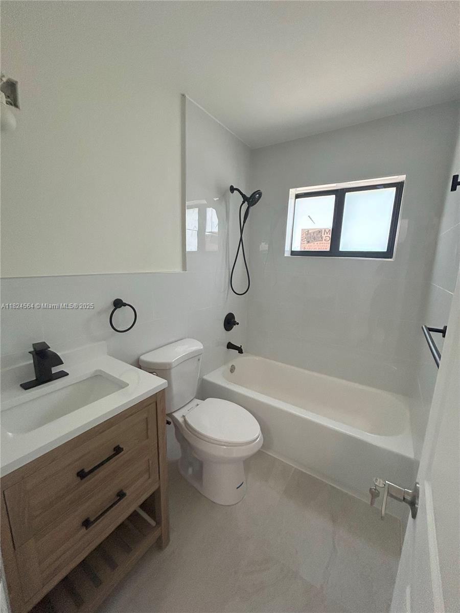 CAROL CITY CENTER ESTATES - Residential