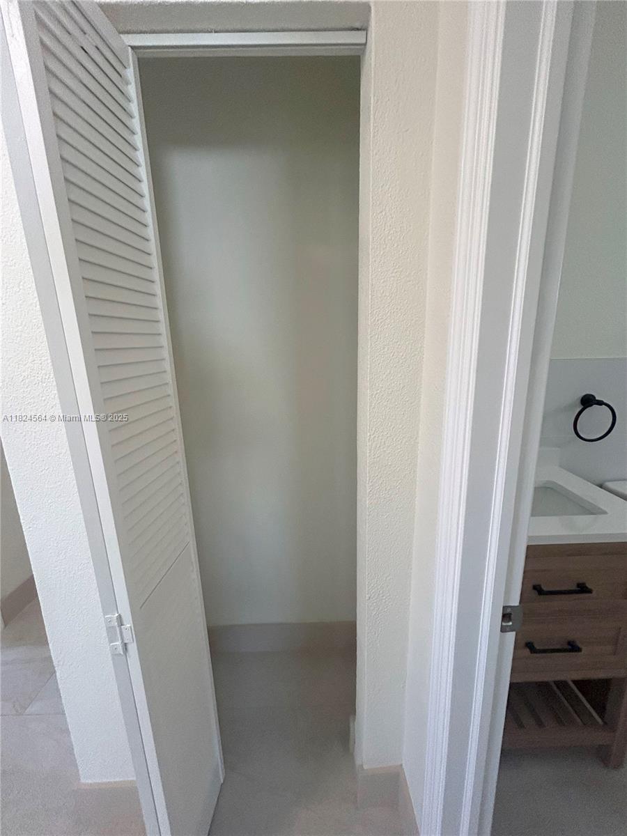 CAROL CITY CENTER ESTATES - Residential