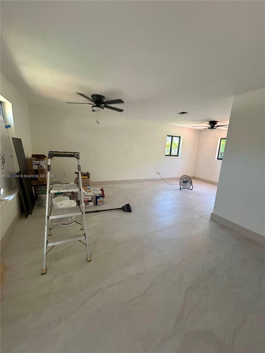 CAROL CITY CENTER ESTATES - Residential