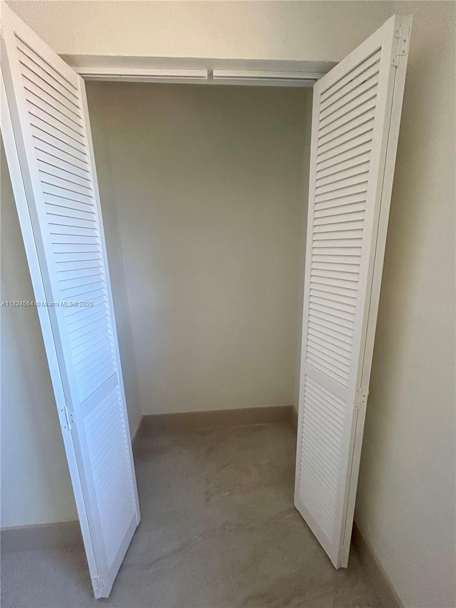 CAROL CITY CENTER ESTATES - Residential