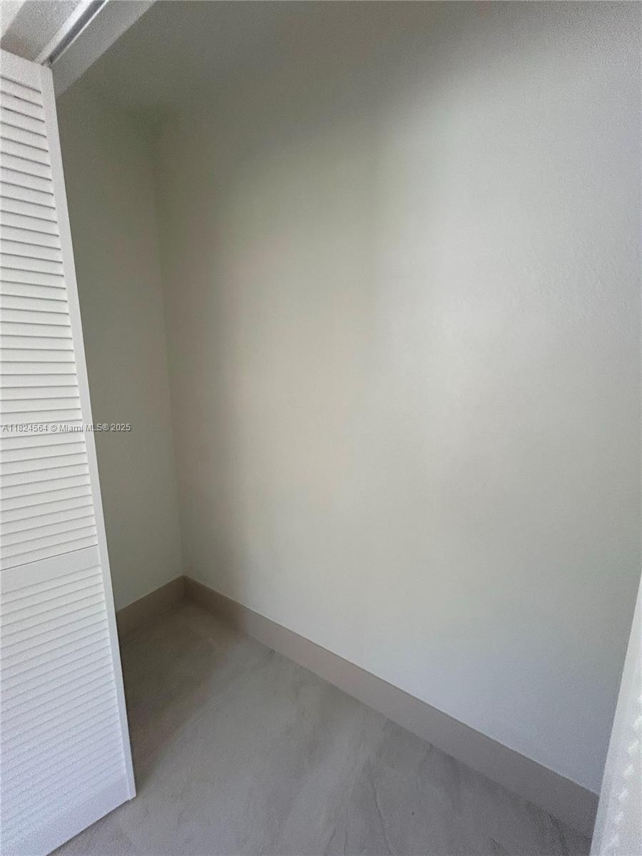 CAROL CITY CENTER ESTATES - Residential