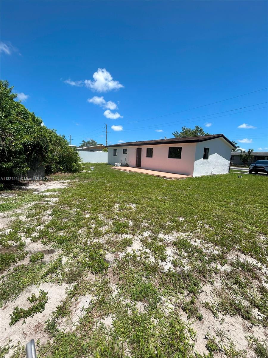 CAROL CITY CENTER ESTATES - Residential