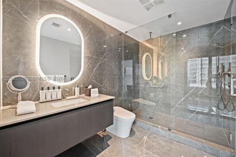 Tiny photo for 20 NE 11 ST #2410, Miami, FL 33132 (MLS # A12042809)