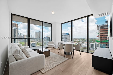 Tiny photo for 20 NE 11 ST #2410, Miami, FL 33132 (MLS # A12042809)